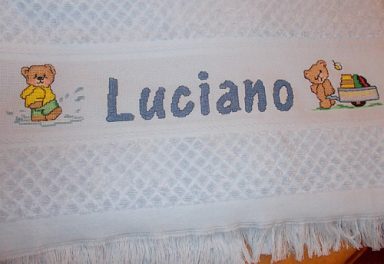 Toalla con el nombre de Luciano